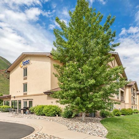 Comfort Inn & Suites Glenwood Springs On The River Exterior photo