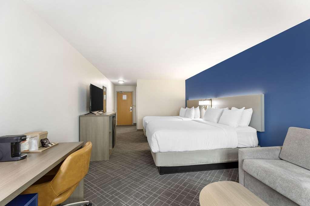 Comfort Inn & Suites Glenwood Springs On The River Room photo